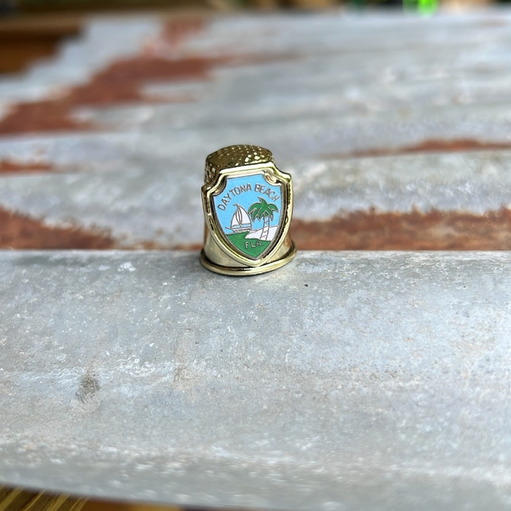 💚 3 for $15 💚 Daytona Beach FLA  Thimble Souvenir Collectible Gold Tone